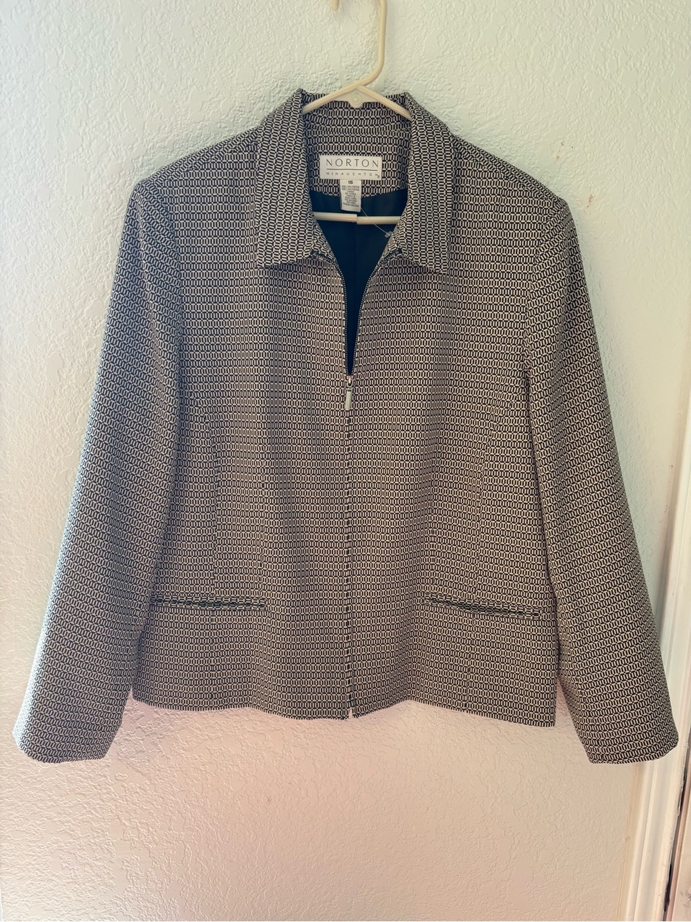 Norton McNaughton women’s blazer size 16